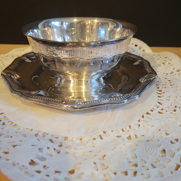 Vintage Gorham Silver Original Gravy Bowl with Attached Underplate - Picture 2 of 9
